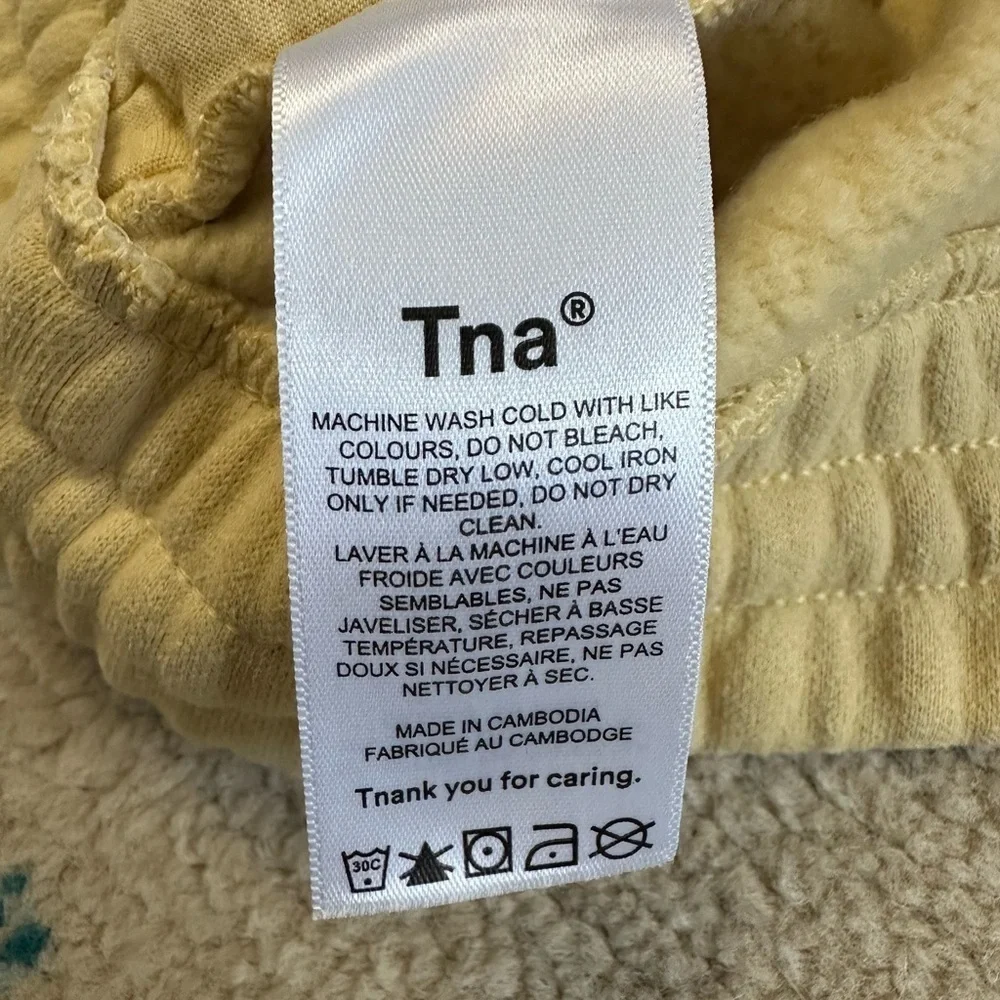 Aritzia TNA Soft Yellow Cozy Fleece Perfect Jogger Sweats